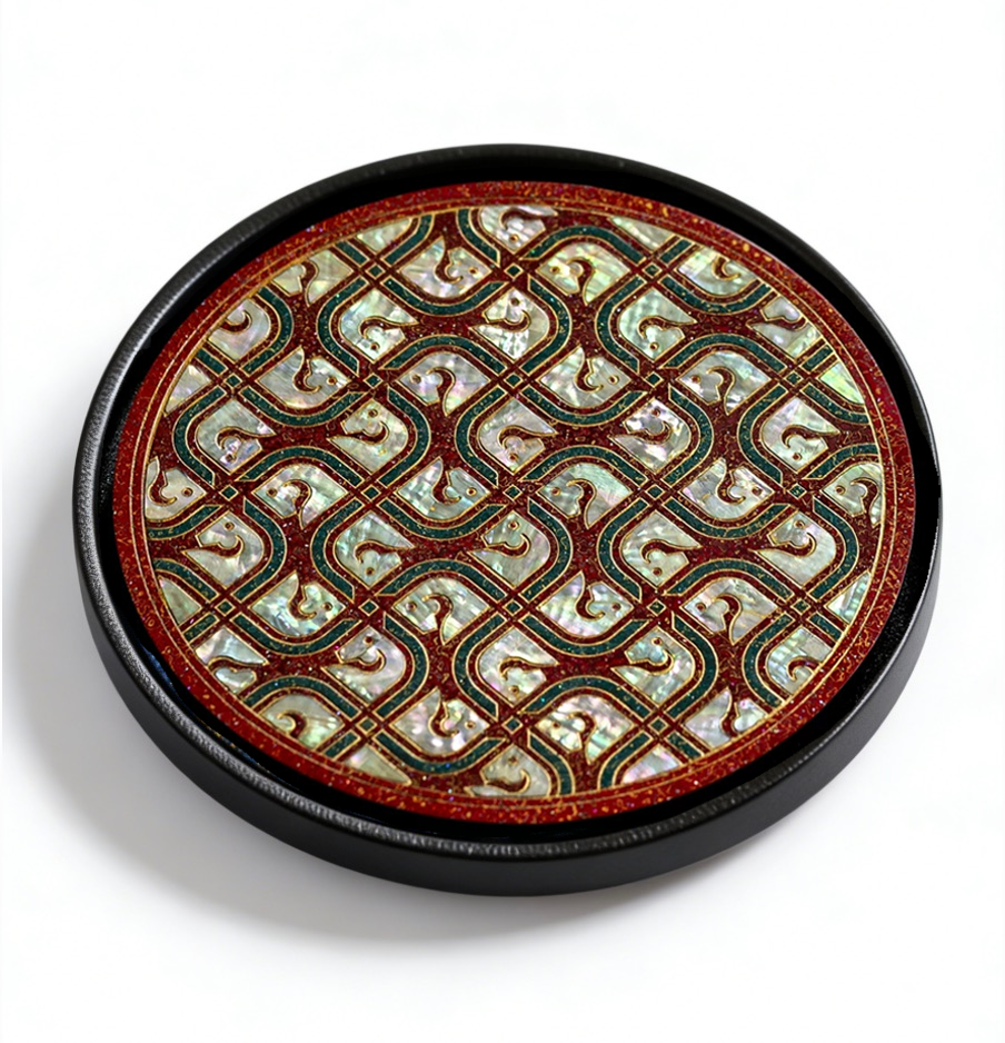 Intangible Cultural Heritage Lacquer Tea Tray with Mother-of-Pearl Inlay